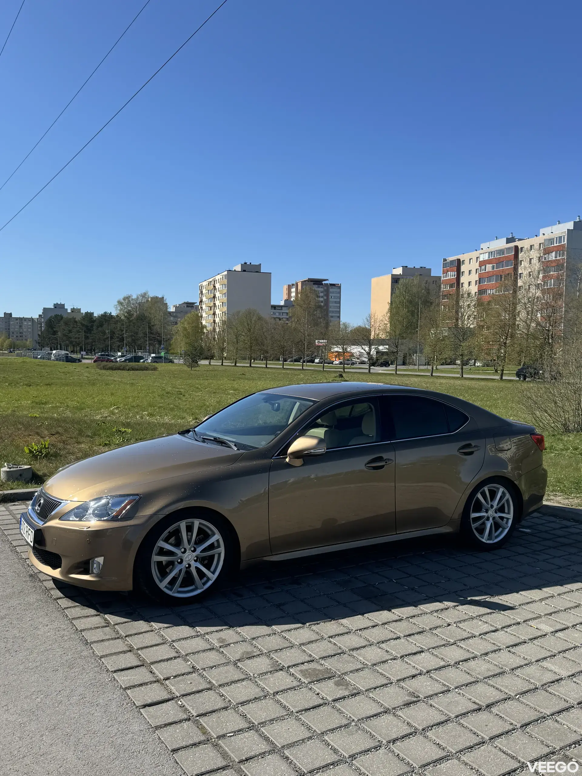 Lexus IS 250 2.5 153kW